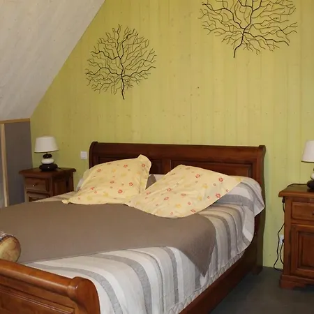 Domaine De La Suzanne - D'hotes, Roulottes Et *
